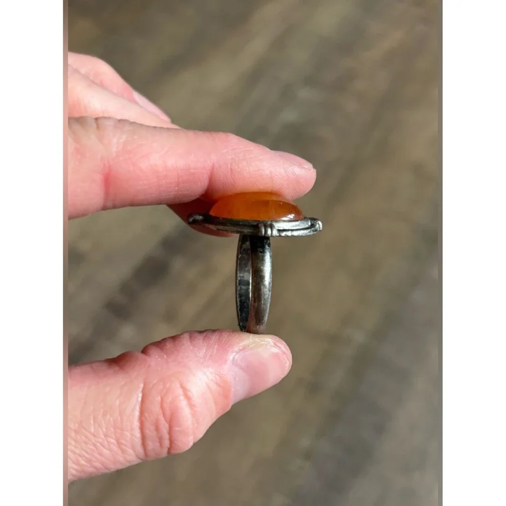 Untested women’s size 13.5 metal butterscotch amber or orange spiny oyster ring